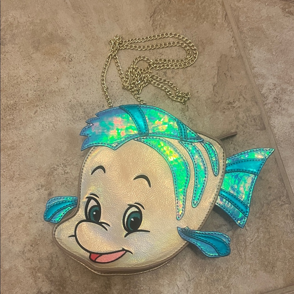 Danielle Nicole Flounder Purse - Picture 4 of 5